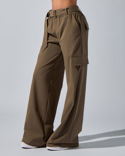 Ava Pant [Safari]