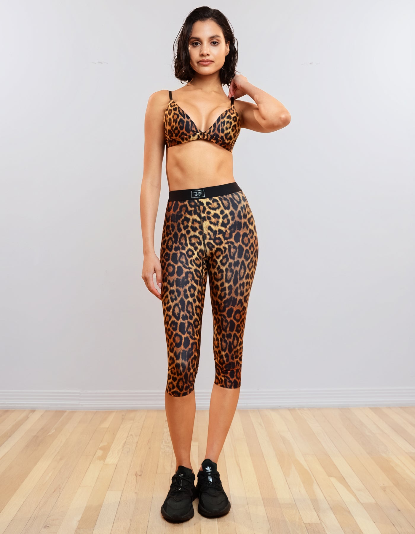 Status Capri [Cheetah]